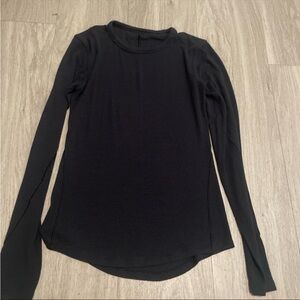 lululemon athletica Long Sleeve Tee - Black